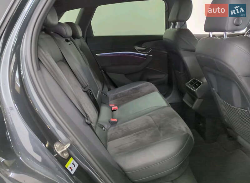 Внедорожник / Кроссовер Audi e-tron 2020 в Коломые фото 9 Внедорожник / Кроссовер Audi e-tron 2020 в Коломые