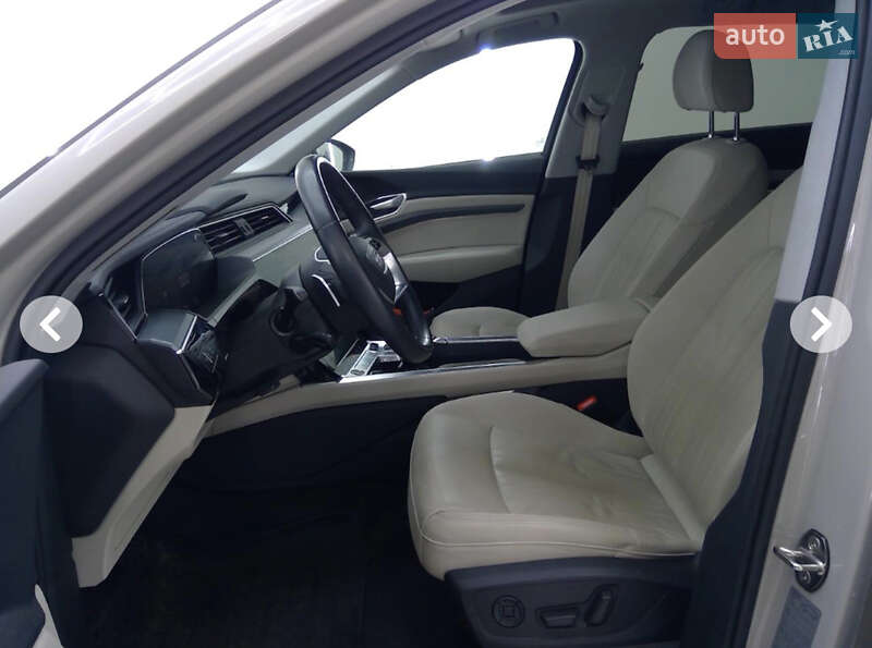 Внедорожник / Кроссовер Audi e-tron 2020 в Коломые