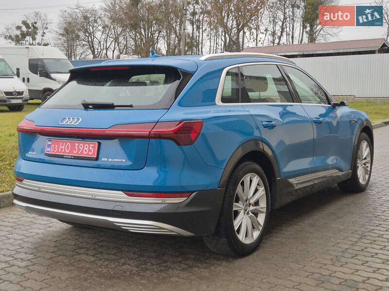 Внедорожник / Кроссовер Audi e-tron 2019 в Радехове фото 5 Внедорожник / Кроссовер Audi e-tron 2019 в Радехове