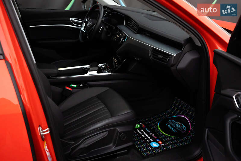 Внедорожник / Кроссовер Audi e-tron 2022 в Луцке фото 27 Внедорожник / Кроссовер Audi e-tron 2022 в Луцке