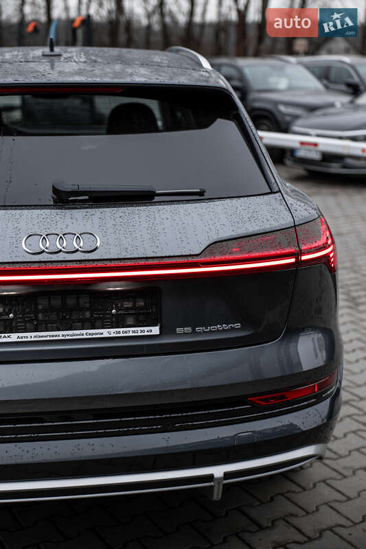 Внедорожник / Кроссовер Audi e-tron 2021 в Львове