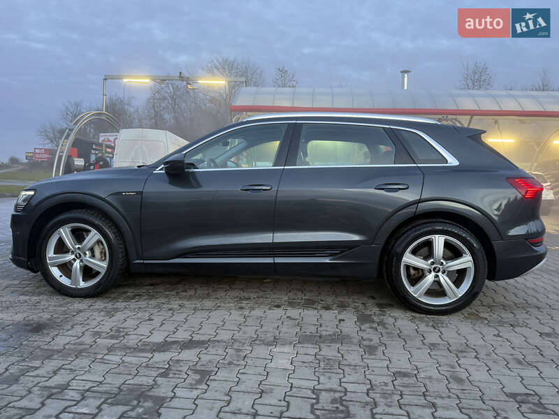 Внедорожник / Кроссовер Audi e-tron 2021 в Тернополе фото 12 Внедорожник / Кроссовер Audi e-tron 2021 в Тернополе