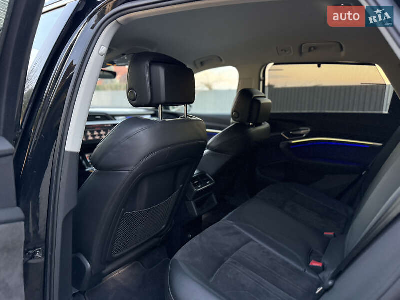 Внедорожник / Кроссовер Audi e-tron 2020 в Ужгороде фото 22 Внедорожник / Кроссовер Audi e-tron 2020 в Ужгороде