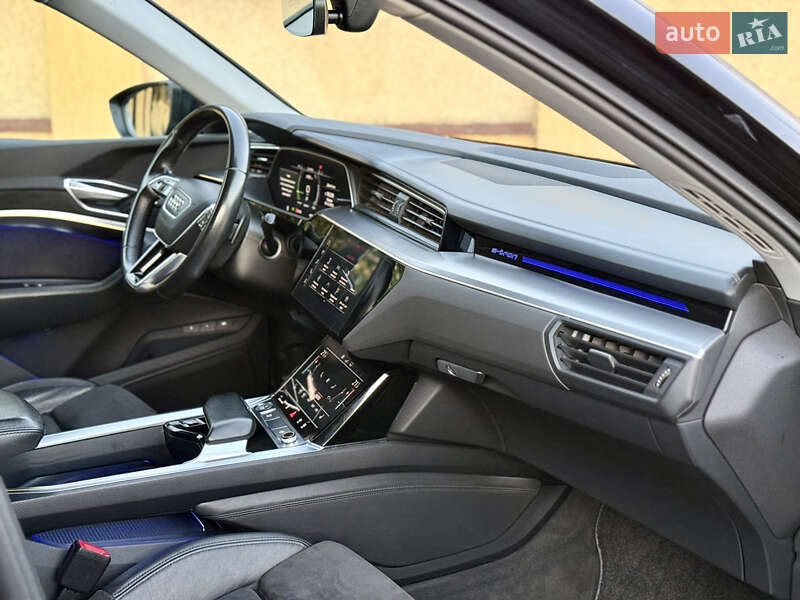Внедорожник / Кроссовер Audi e-tron 2020 в Ужгороде фото 28 Внедорожник / Кроссовер Audi e-tron 2020 в Ужгороде