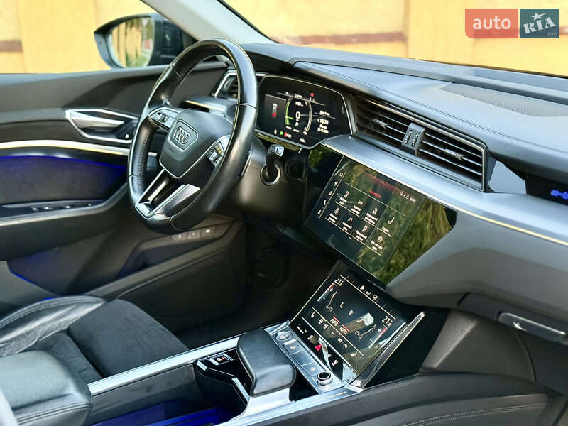 Внедорожник / Кроссовер Audi e-tron 2020 в Ужгороде фото 32 Внедорожник / Кроссовер Audi e-tron 2020 в Ужгороде