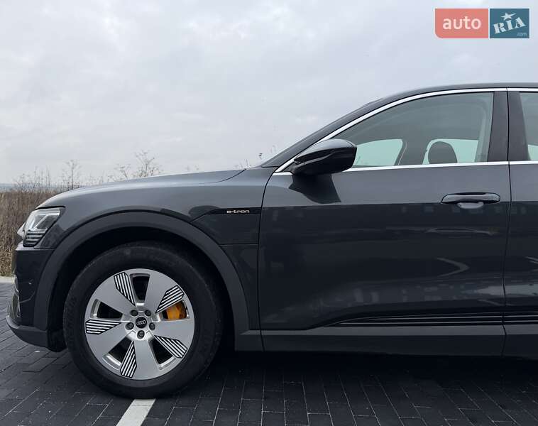 Внедорожник / Кроссовер Audi e-tron 2020 в Ровно