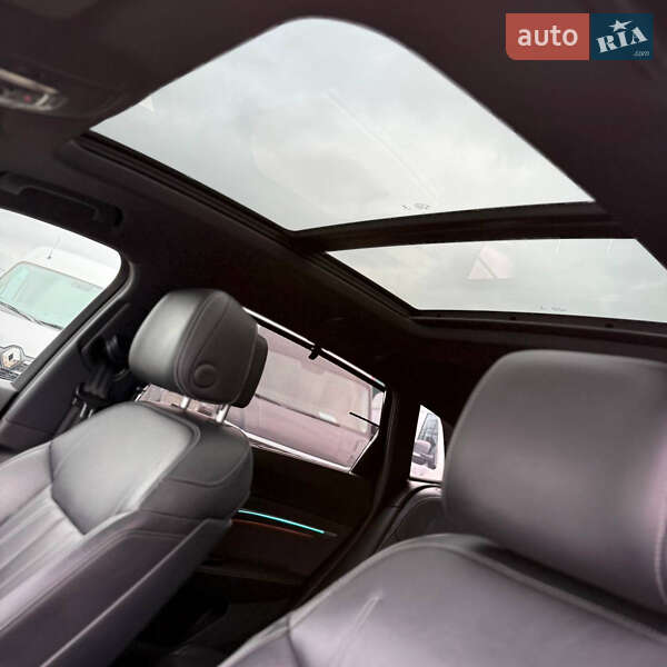 Внедорожник / Кроссовер Audi e-tron 2019 в Киеве фото 26 Внедорожник / Кроссовер Audi e-tron 2019 в Киеве