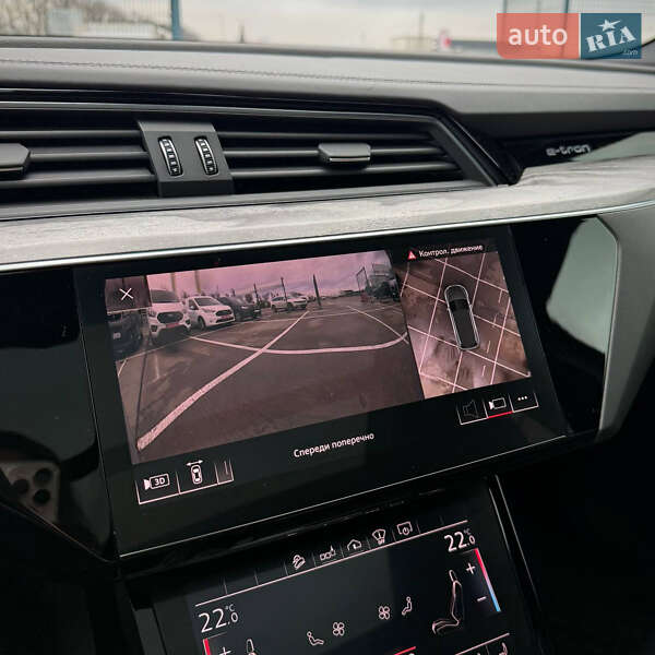 Внедорожник / Кроссовер Audi e-tron 2019 в Киеве фото 45 Внедорожник / Кроссовер Audi e-tron 2019 в Киеве