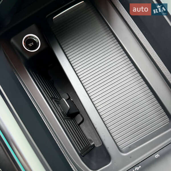 Внедорожник / Кроссовер Audi e-tron 2019 в Киеве фото 51 Внедорожник / Кроссовер Audi e-tron 2019 в Киеве