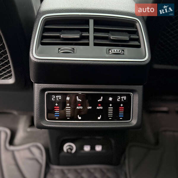 Внедорожник / Кроссовер Audi e-tron 2019 в Киеве фото 60 Внедорожник / Кроссовер Audi e-tron 2019 в Киеве