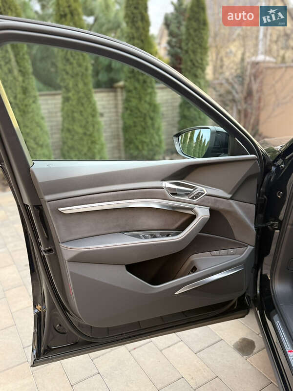 Внедорожник / Кроссовер Audi e-tron 2023 в Черновцах фото 47 Внедорожник / Кроссовер Audi e-tron 2023 в Черновцах