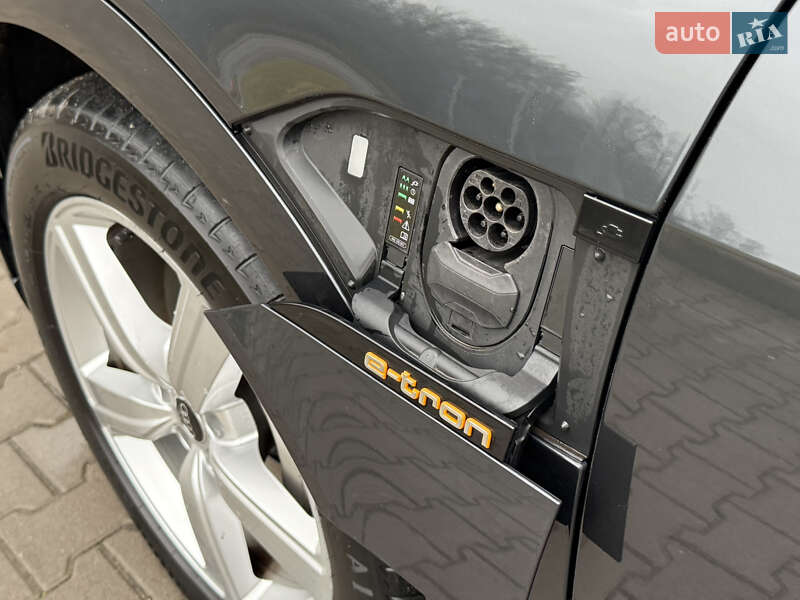 Внедорожник / Кроссовер Audi e-tron 2021 в Тернополе фото 15 Внедорожник / Кроссовер Audi e-tron 2021 в Тернополе