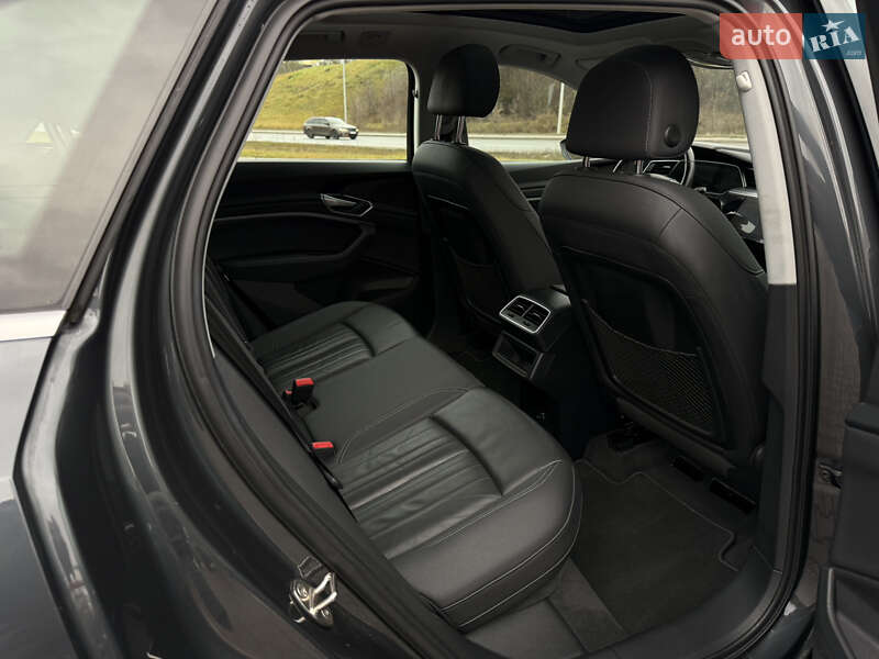 Внедорожник / Кроссовер Audi e-tron 2021 в Тернополе фото 24 Внедорожник / Кроссовер Audi e-tron 2021 в Тернополе