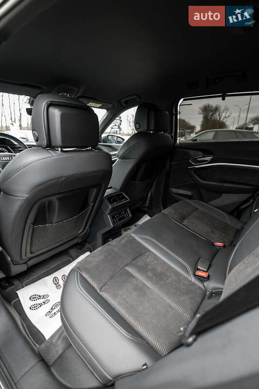Внедорожник / Кроссовер Audi e-tron 2021 в Львове фото 26 Внедорожник / Кроссовер Audi e-tron 2021 в Львове