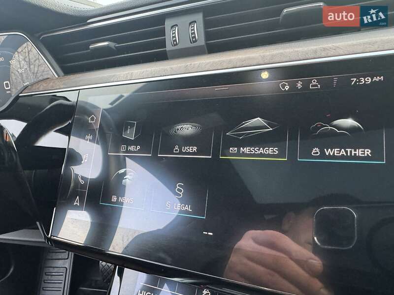Внедорожник / Кроссовер Audi e-tron 2019 в Дрогобыче фото 25 Внедорожник / Кроссовер Audi e-tron 2019 в Дрогобыче