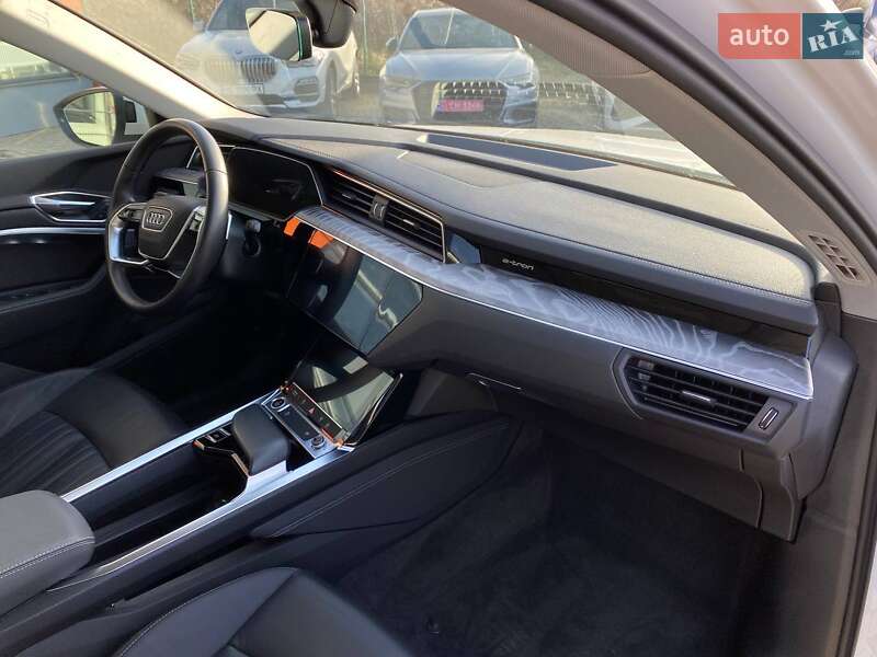 Внедорожник / Кроссовер Audi e-tron 2021 в Львове фото 10 Внедорожник / Кроссовер Audi e-tron 2021 в Львове
