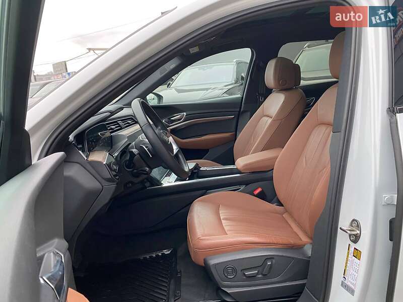 Внедорожник / Кроссовер Audi e-tron 2021 в Львове фото 17 Внедорожник / Кроссовер Audi e-tron 2021 в Львове