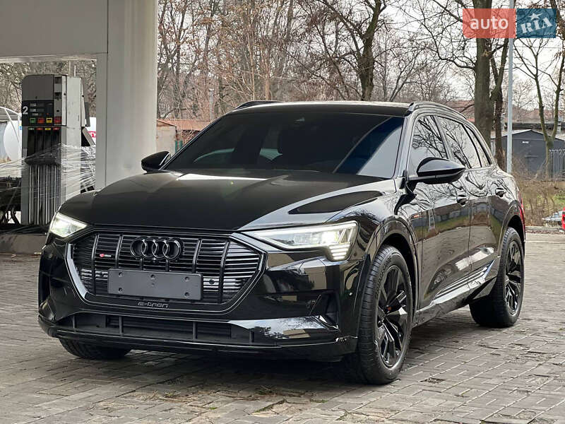 Внедорожник / Кроссовер Audi e-tron 2022 в Днепре