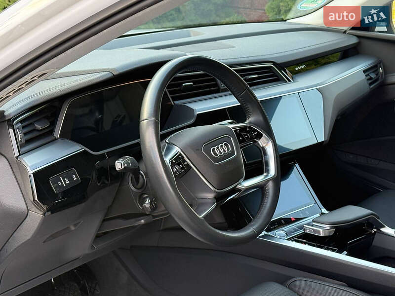 Внедорожник / Кроссовер Audi e-tron 2020 в Ровно