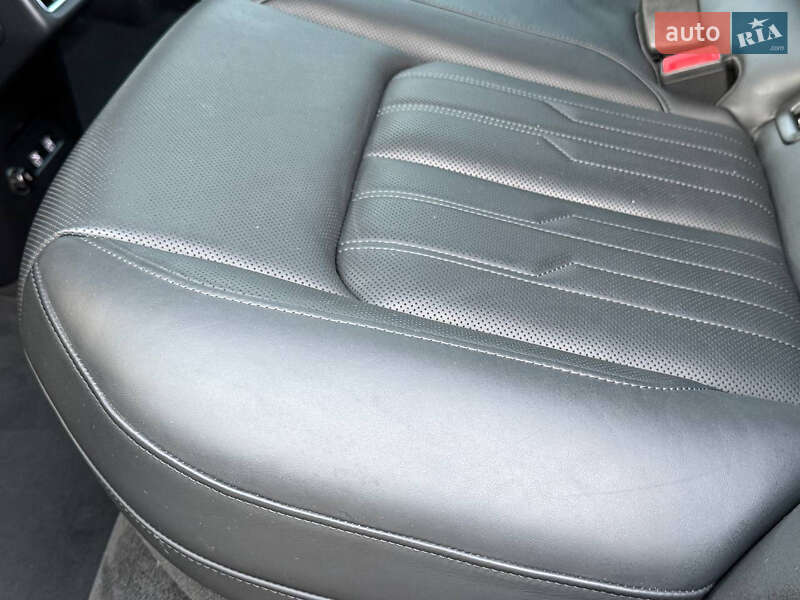 Внедорожник / Кроссовер Audi e-tron 2020 в Ровно