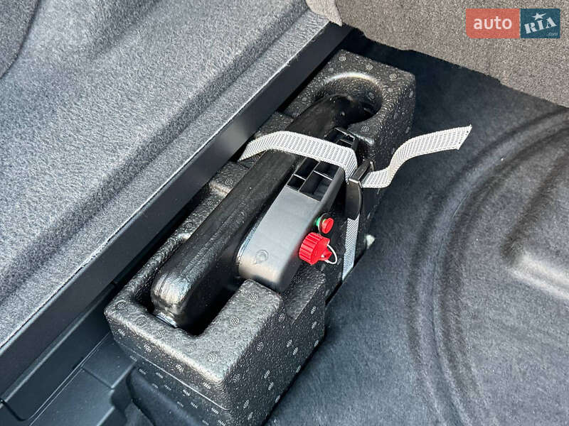 Внедорожник / Кроссовер Audi e-tron 2020 в Ровно