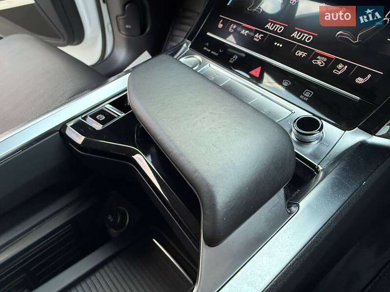 Внедорожник / Кроссовер Audi e-tron 2020 в Ровно
