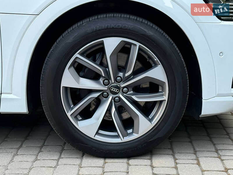 Внедорожник / Кроссовер Audi e-tron 2020 в Ровно