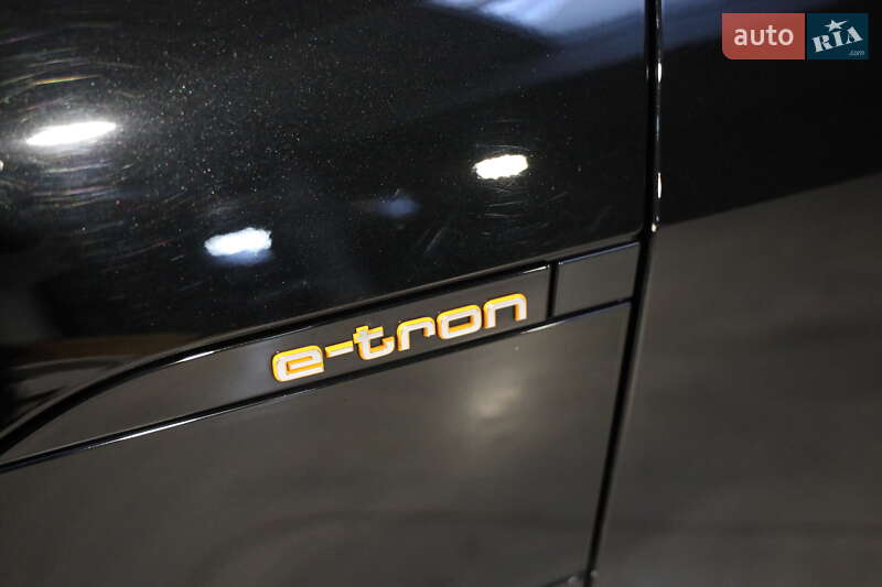 Внедорожник / Кроссовер Audi e-tron 2019 в Луцке фото 10 Внедорожник / Кроссовер Audi e-tron 2019 в Луцке