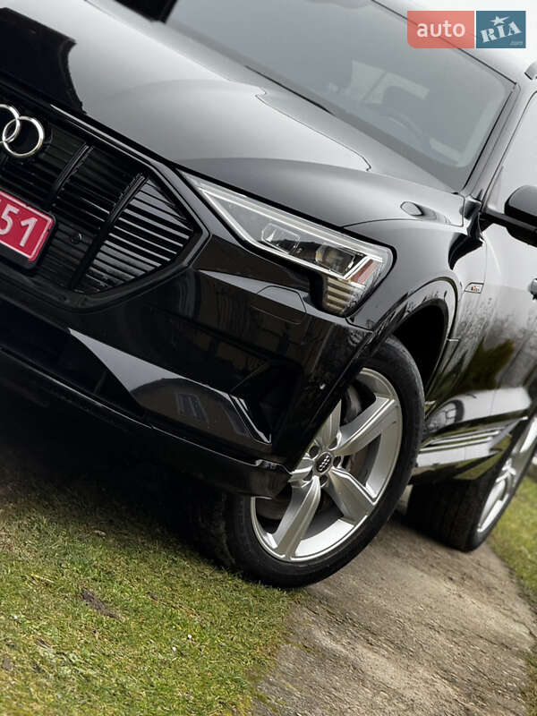 Внедорожник / Кроссовер Audi e-tron 2019 в Дрогобыче