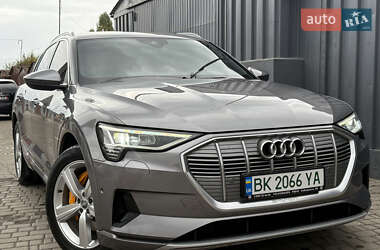 Внедорожник / Кроссовер Audi e-tron 2019 в Ровно