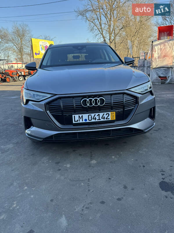 Внедорожник / Кроссовер Audi e-tron 2021 в Черновцах фото 9 Внедорожник / Кроссовер Audi e-tron 2021 в Черновцах