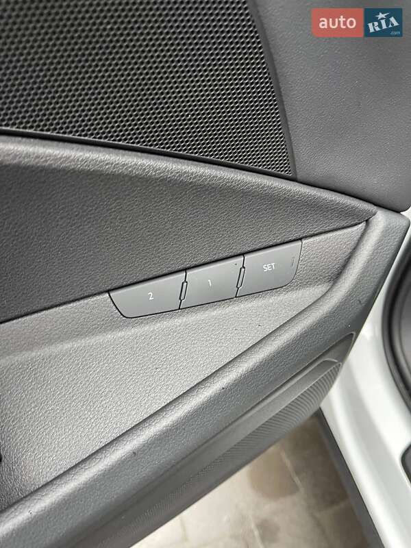 Внедорожник / Кроссовер Audi e-tron 2021 в Львове