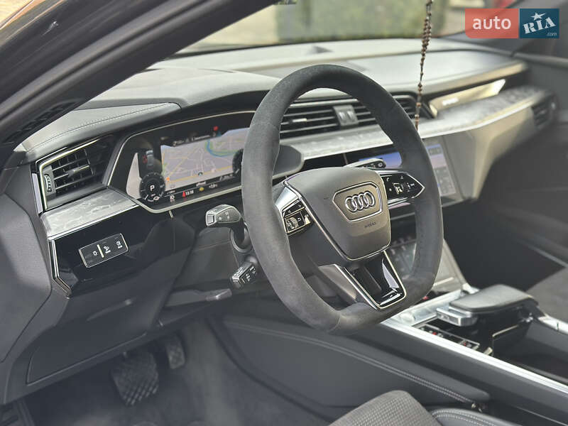 Внедорожник / Кроссовер Audi e-tron 2019 в Мукачево фото 31 Внедорожник / Кроссовер Audi e-tron 2019 в Мукачево