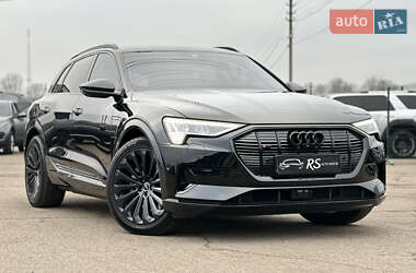 Позашляховик / Кросовер Audi e-tron 2019 в Києві