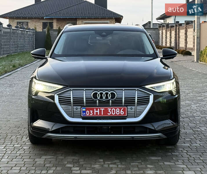 Внедорожник / Кроссовер Audi e-tron 2019 в Ровно