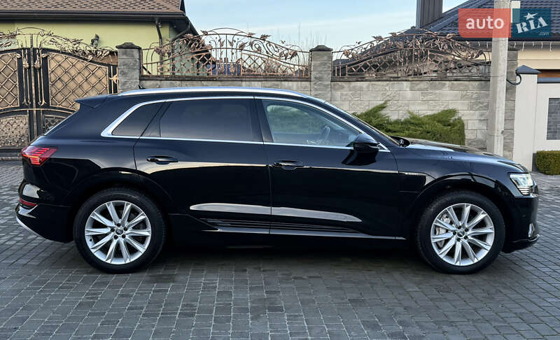 Внедорожник / Кроссовер Audi e-tron 2019 в Ровно