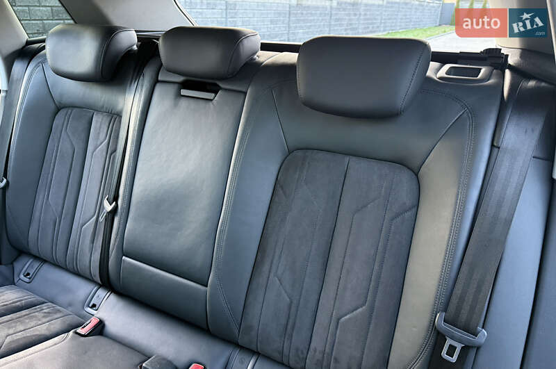 Внедорожник / Кроссовер Audi e-tron 2019 в Ровно