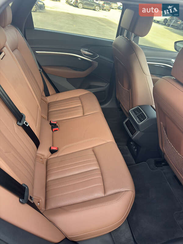 Внедорожник / Кроссовер Audi e-tron 2021 в Львове фото 11 Внедорожник / Кроссовер Audi e-tron 2021 в Львове