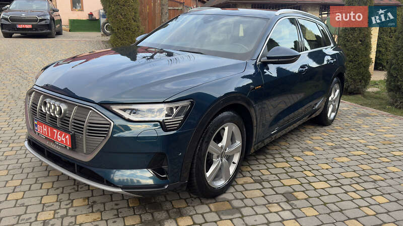 Внедорожник / Кроссовер Audi e-tron 2020 в Сваляве фото 4 Внедорожник / Кроссовер Audi e-tron 2020 в Сваляве