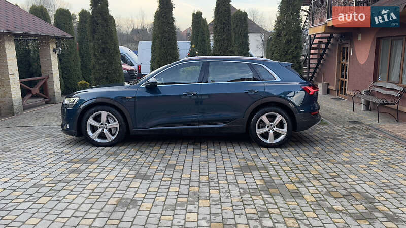 Внедорожник / Кроссовер Audi e-tron 2020 в Сваляве фото 14 Внедорожник / Кроссовер Audi e-tron 2020 в Сваляве