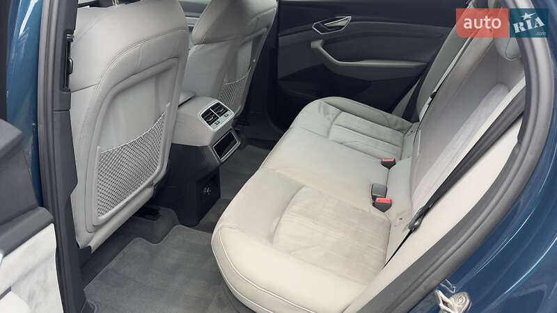 Внедорожник / Кроссовер Audi e-tron 2020 в Сваляве фото 82 Внедорожник / Кроссовер Audi e-tron 2020 в Сваляве