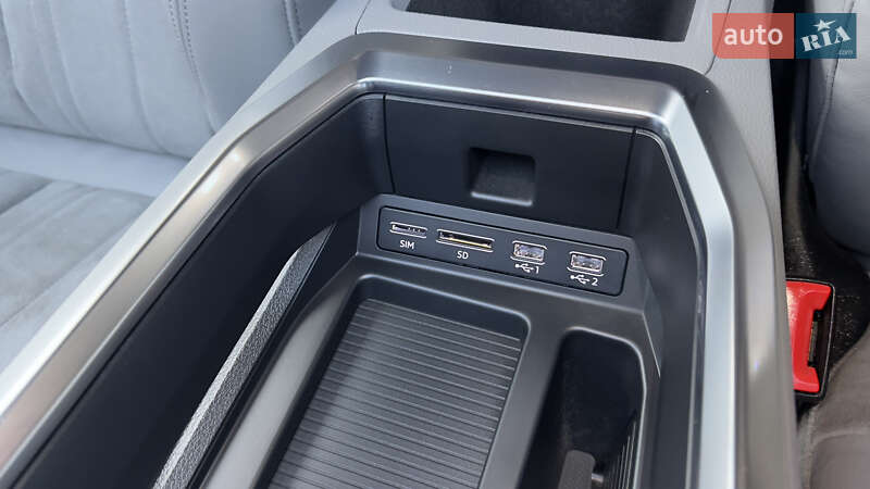 Внедорожник / Кроссовер Audi e-tron 2020 в Сваляве фото 93 Внедорожник / Кроссовер Audi e-tron 2020 в Сваляве