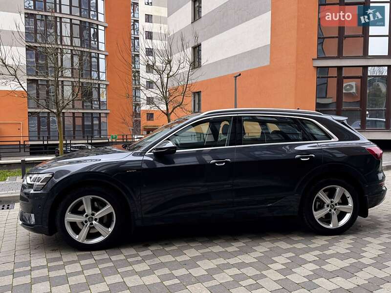 Внедорожник / Кроссовер Audi e-tron 2019 в Ивано-Франковске
