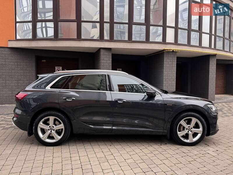 Внедорожник / Кроссовер Audi e-tron 2019 в Ивано-Франковске