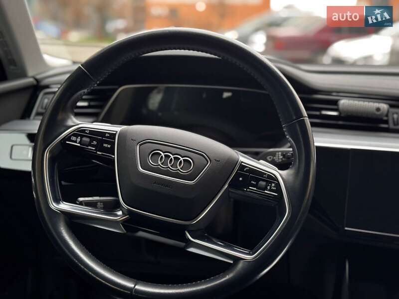 Внедорожник / Кроссовер Audi e-tron 2019 в Ивано-Франковске
