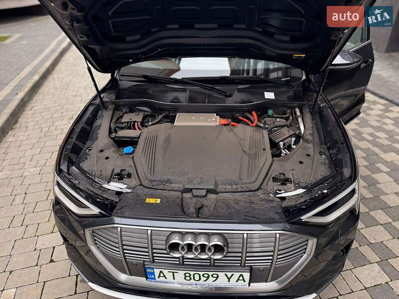 Внедорожник / Кроссовер Audi e-tron 2019 в Ивано-Франковске