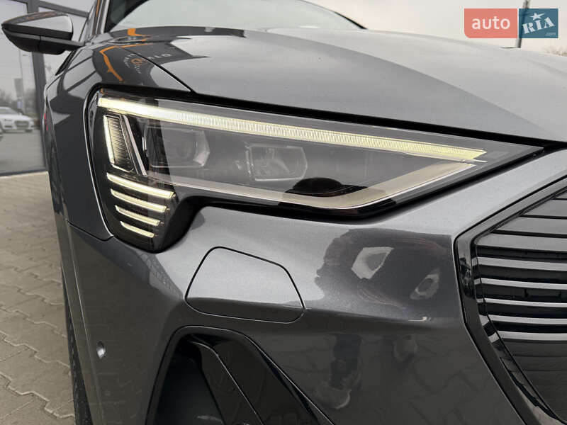 Внедорожник / Кроссовер Audi e-tron 2021 в Мукачево