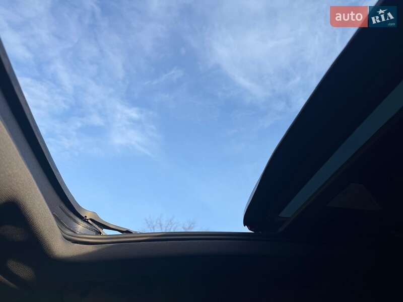 Внедорожник / Кроссовер Audi e-tron 2019 в Хусте