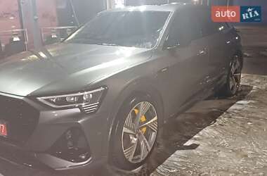 Позашляховик / Кросовер Audi e-tron 2021 в Дніпрі