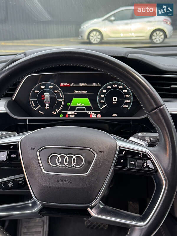 Внедорожник / Кроссовер Audi e-tron 2019 в Харькове